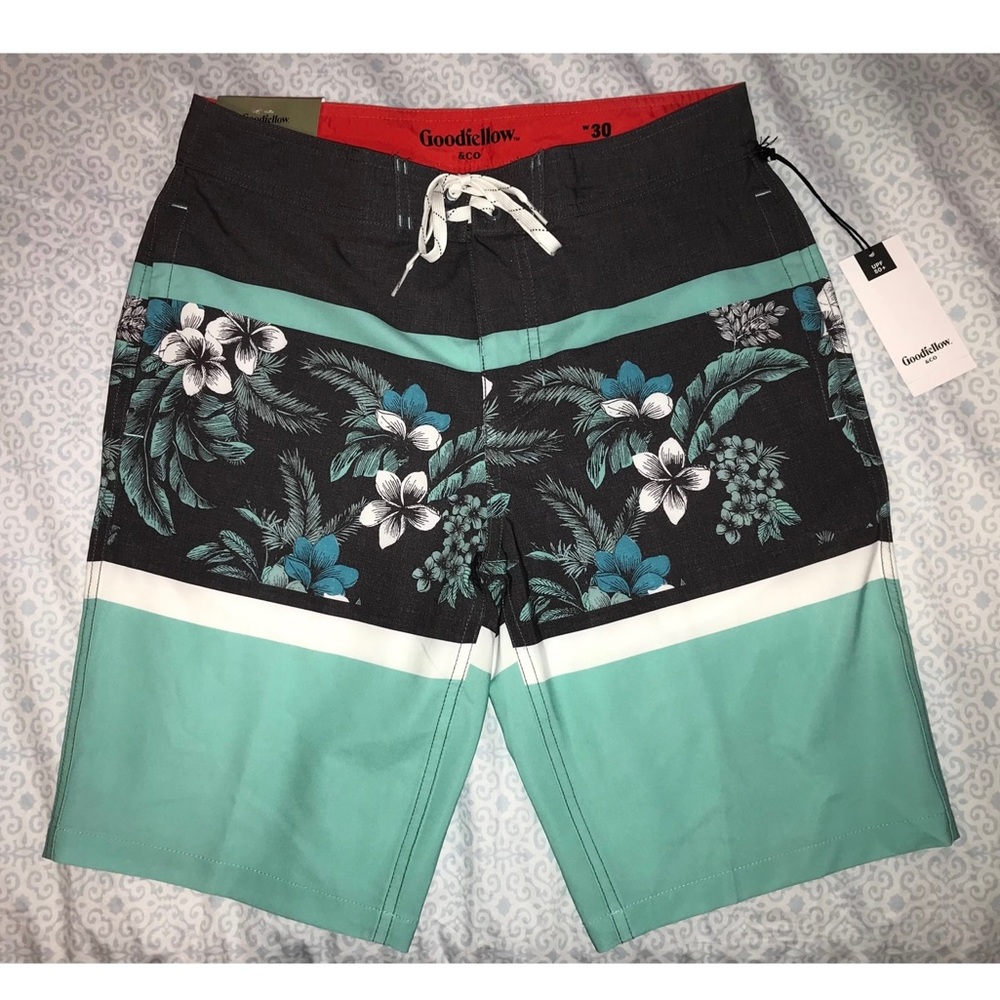 Men’s Goodfellow & Co. Swim Board Shorts. Brand new condition with tags!